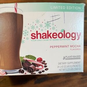 Peppermint Mocha Shakeo